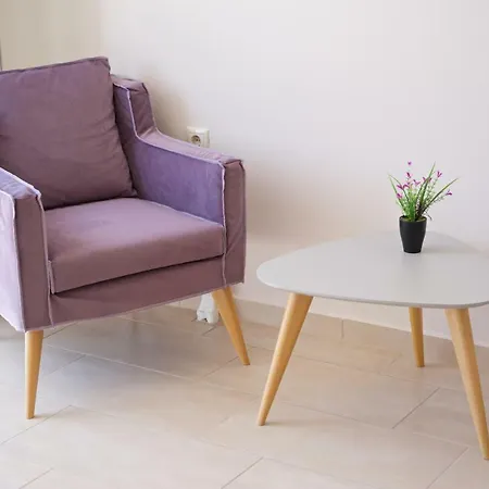 Rose Maisonette * Razata
